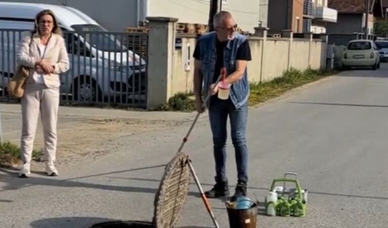 U Veterniku Se Iz Wc Olja Iri Neprijatan Smrad Pojedinim Gra Anima