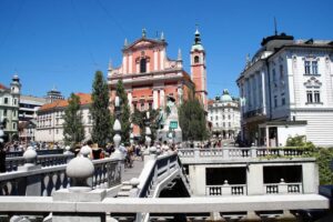 Život u sloveniji plate i troškovi