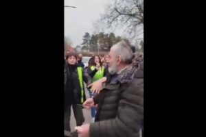 novosađanin nož studenti