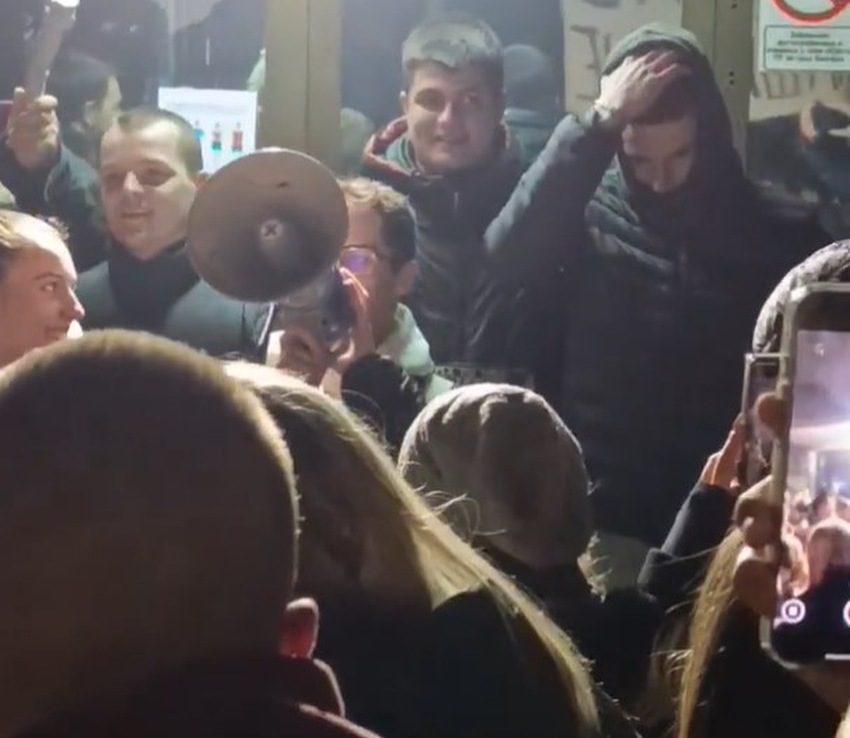 priveden student snimak sa plenuma pušten na slobodu beograd
