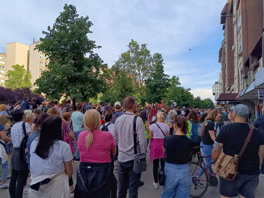 protest novi sad sns
