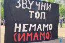zvučni top protest transparent