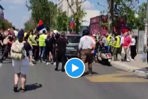 autom probio blokadu