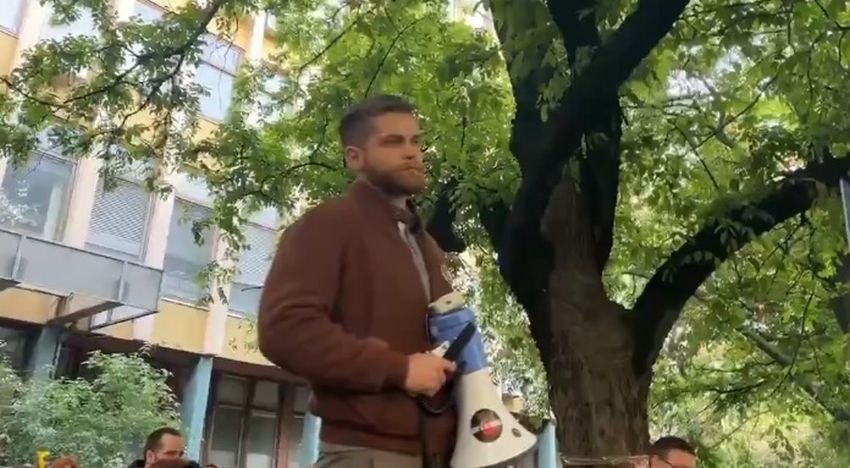 milan čanak protest sud