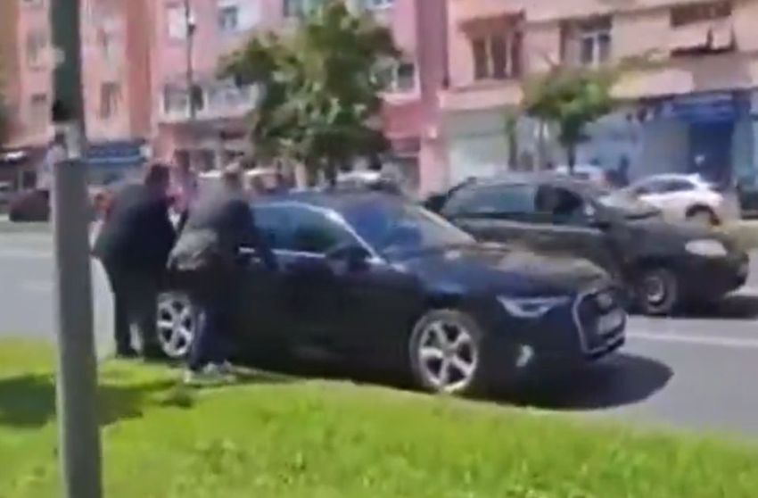 ministar trči ka kolima