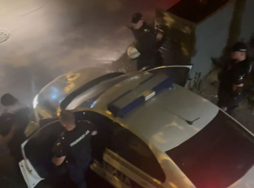 policajci prebijanje