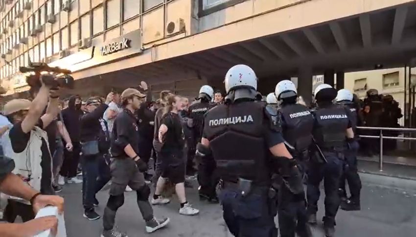 policija skupština