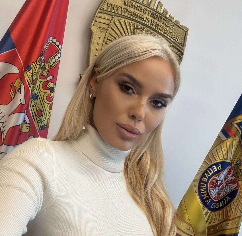 ana grozdanović SPS influenserka