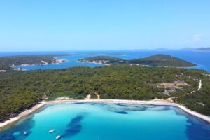 plaža sakarun jadranski karibi hrvatska