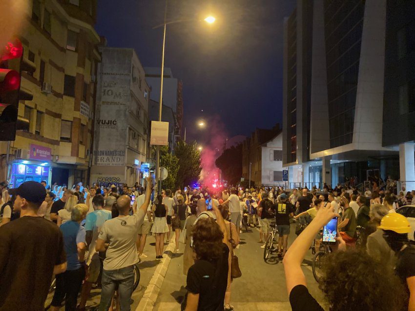 batinaši protest stražilovska ulica novi sad