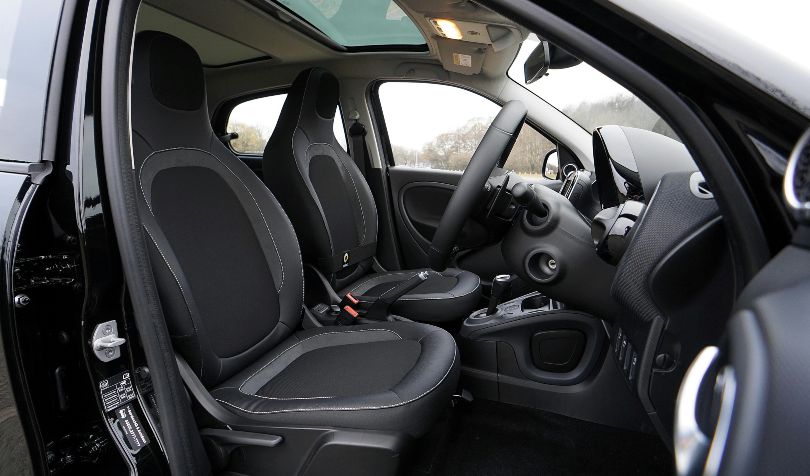 Unutrašnjost automobila