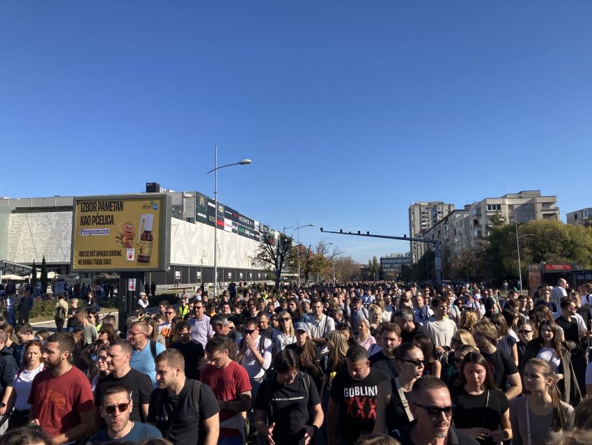 Novi Sad organizuje odlazak u Beograd za podršku Dijani Hrki