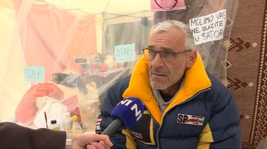 Dali mu autobus pa ga demolirali, Jaćimović poziva Evropu da vidi pravdu