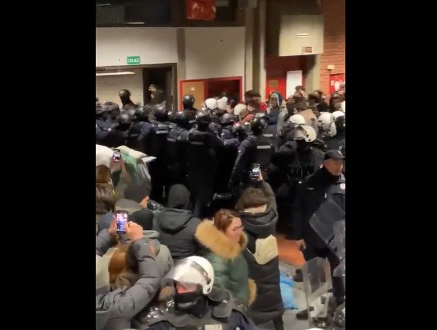 filozofski blokada policija