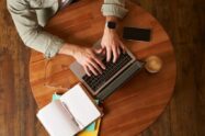 paraphrasing tool